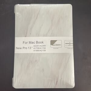 MacBook New Pro 13” shell and soft case